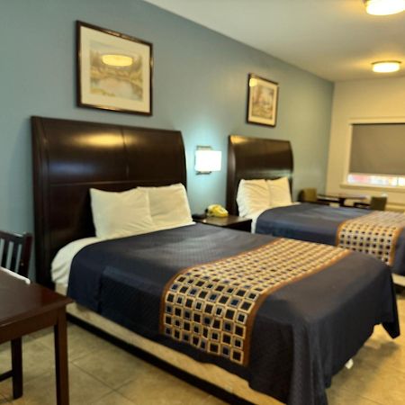 Texas Inn And Suites City Center At University Dr. Edinburg Extérieur photo