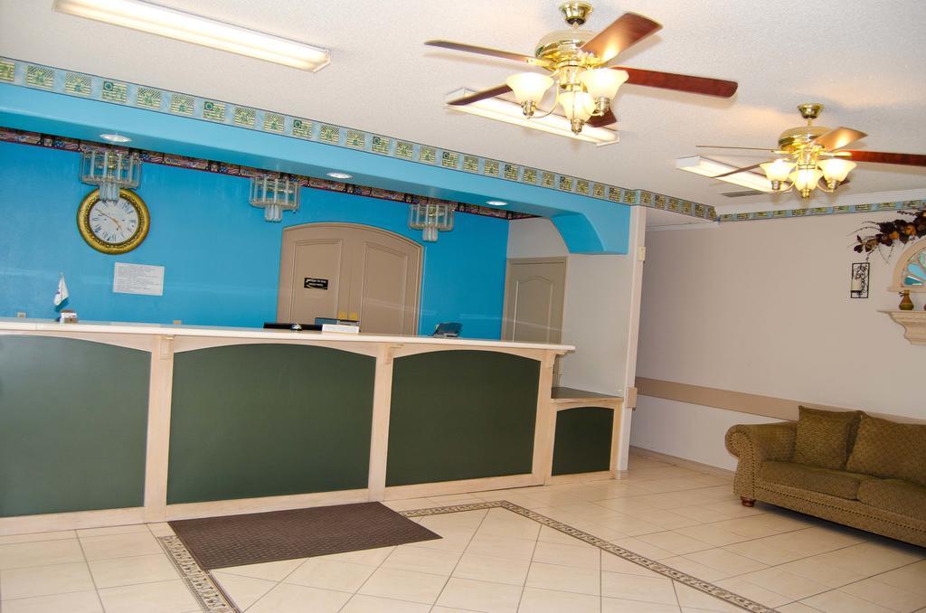Texas Inn And Suites City Center At University Dr. Edinburg Extérieur photo