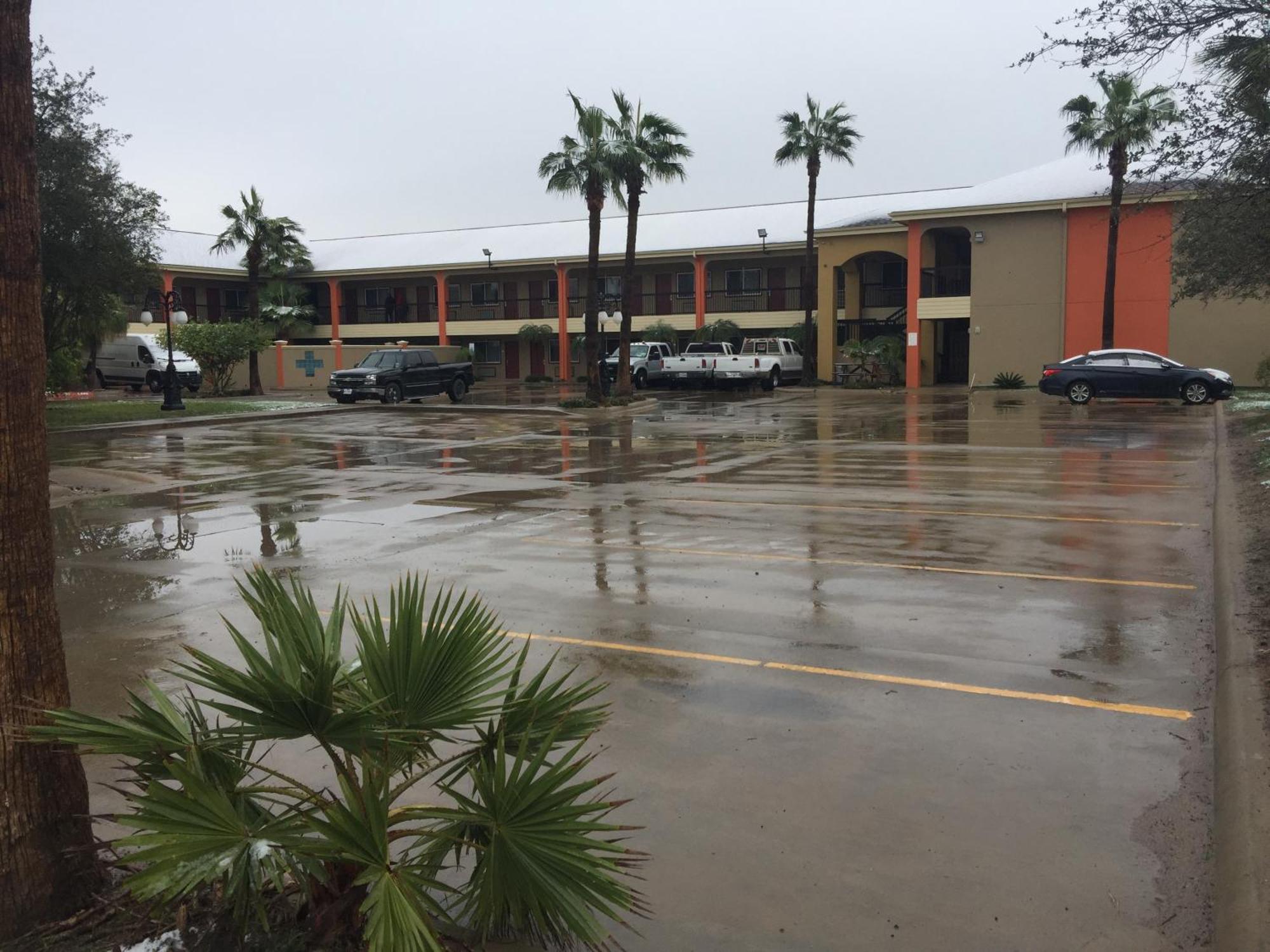 Texas Inn And Suites City Center At University Dr. Edinburg Extérieur photo