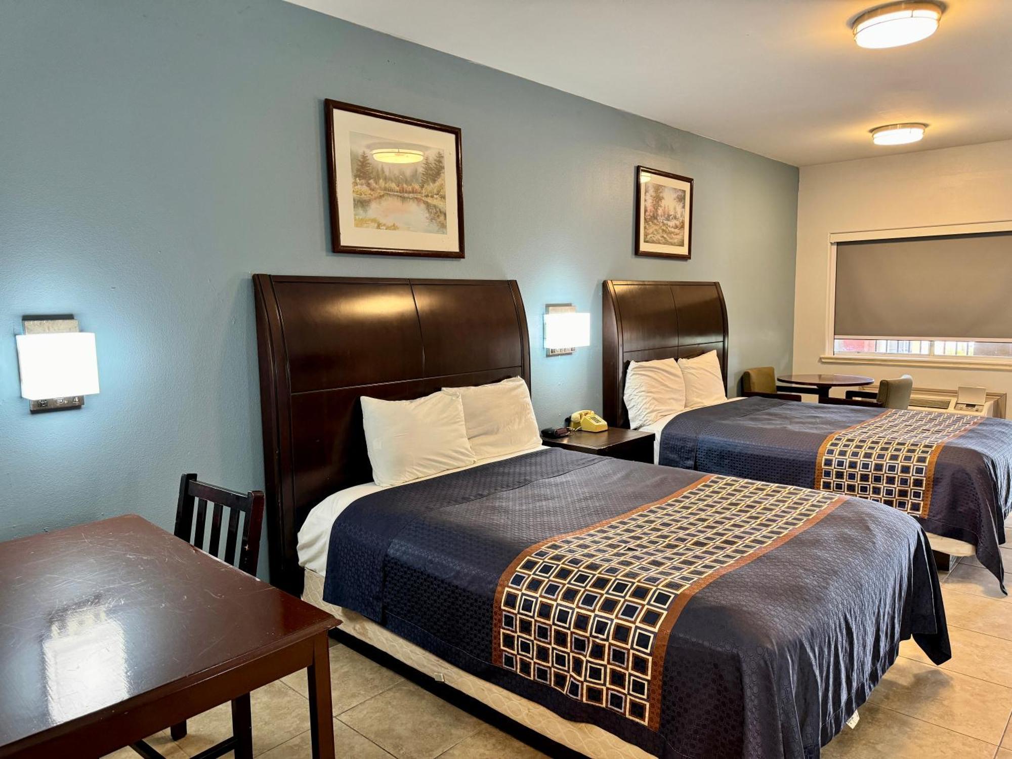 Texas Inn And Suites City Center At University Dr. Edinburg Extérieur photo