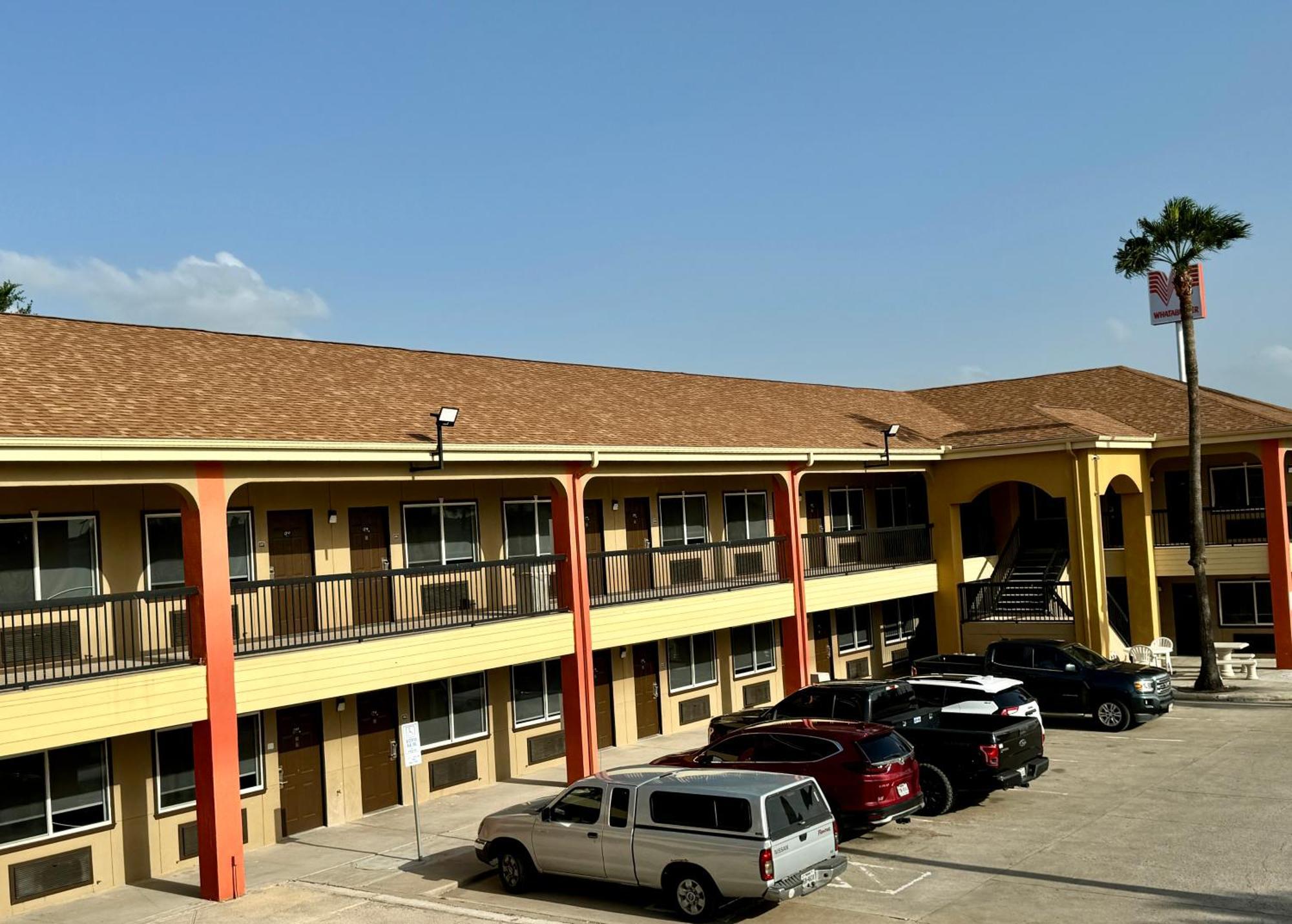 Texas Inn And Suites City Center At University Dr. Edinburg Extérieur photo