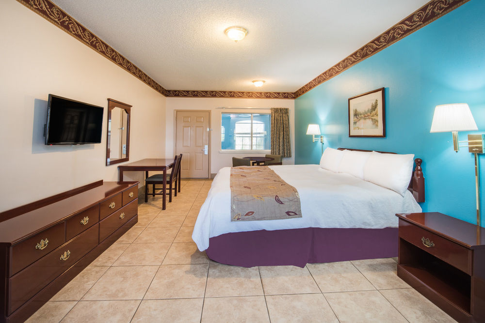Texas Inn And Suites City Center At University Dr. Edinburg Extérieur photo